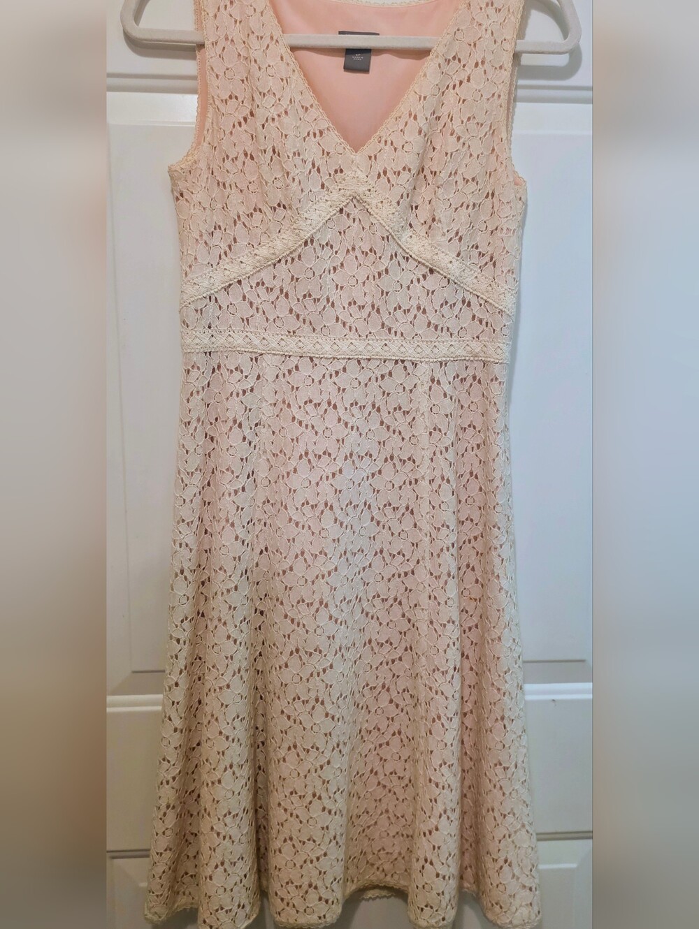 Ann Taylor 6P Sleeveless Lace A-Line Dress